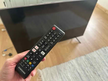 Photo of free Samsung 55” TV (cracked screen) (Bounds Green N11) #1