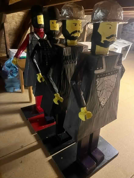 Photo of free Lego Characters (Lenzie) #2