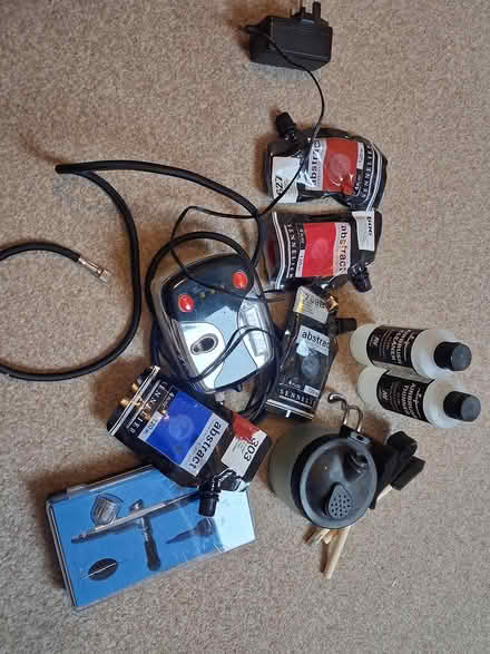 Photo of free Airbrush kit (Netherlands Edge S7) #1