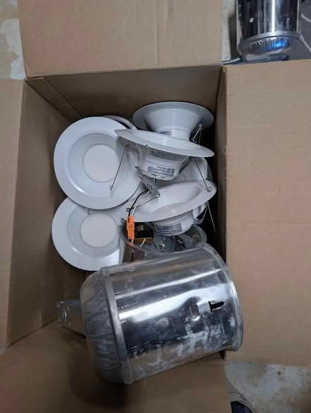 Photo of free Cans and recessed LED lights (North Potomac) #1