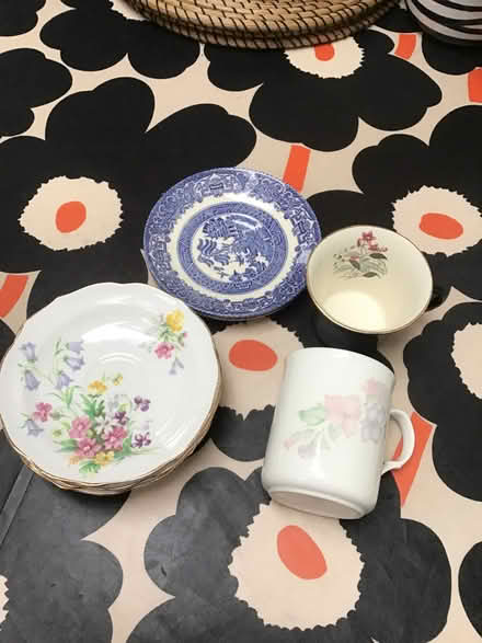 Photo of free Odd bits of china (Oldfield Park) #1