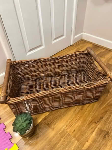 Photo of free Basket and artificial plant (Chigwell IG7) #1