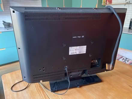 Photo of free Toshiba TV (Hove BN3) #3