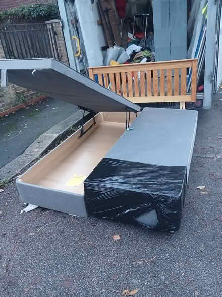 Photo of free Kingsize temper ottoman (Wembley) #1