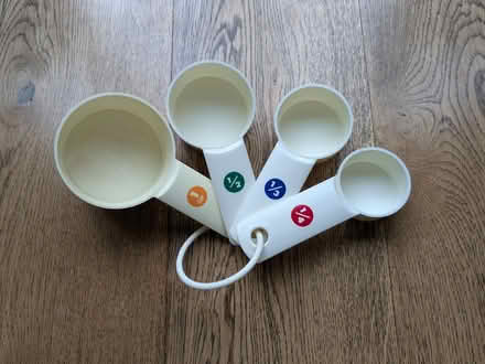 Photo of free Set of measuring cups (Baldock SG7) #1
