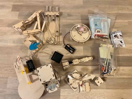 Photo of free wooden trinkets STEM (Lawrence/ El Camino Real) #1