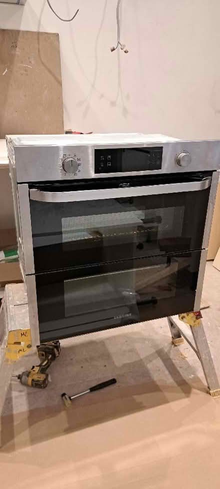 Photo of free Samsung Single Oven Integrated (Stanton-in-Peak DE4) #1