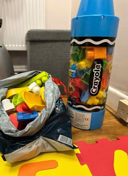 Photo of free Toddlers Lego and books (Chigwell IG7) #1