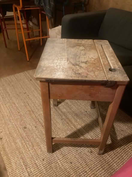 Photo of free School Desk (Lower Clapton) #3