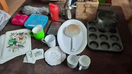 Photo of free Various kitchen items (Rose Hill OX4) #1