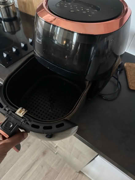 Photo of free Air fryer (fully functional) (Chalk Farm NW1) #2
