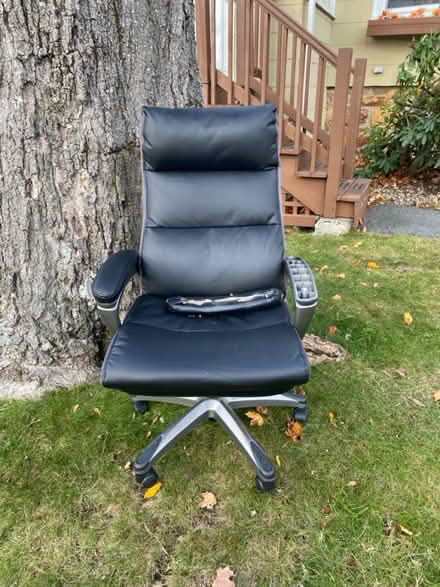 Photo of free Office chair- black (Hopedale) #1