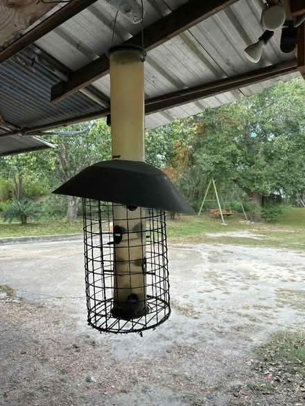 Photo of free Bird Feeder (Cheek off Hwy 124) #1