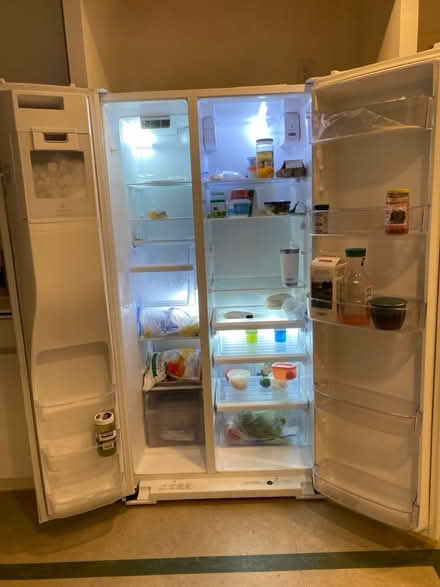 Photo of free Whirlpool Refrigerator 2018 (Cambridge Dr in Dunwoody) #2