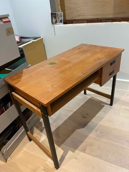 Photo of free Wooden desk (Cockfosters EN4) #1