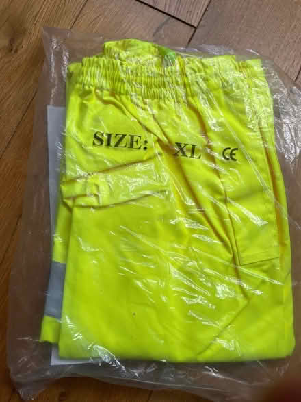 Photo of free Yellow trousers in 300D polyester (Thatcham RG18) #1