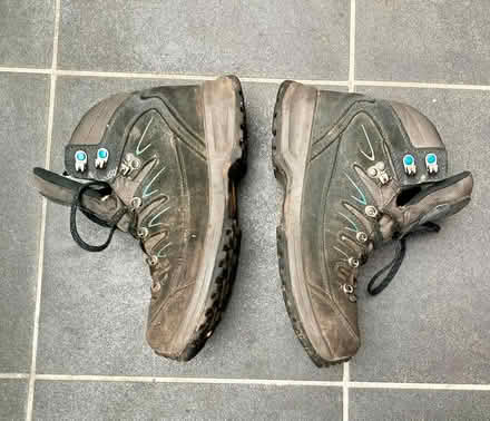 Photo of free Women's walking boots size 4 (Congleton town CW12) #2