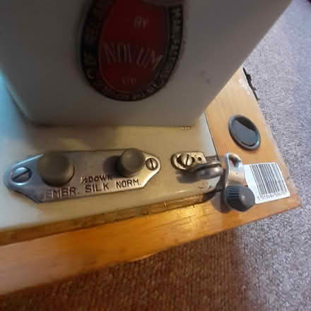 Photo of free Vintage electric sewing machine (Livingston EH54) #4