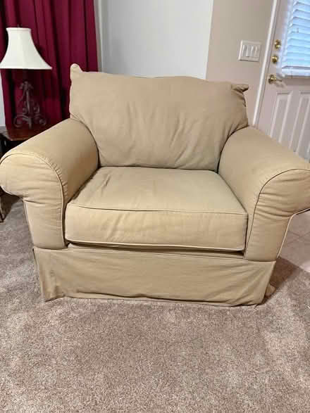 Photo of free Chair (Valrico) #1