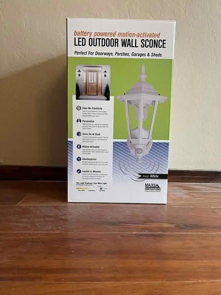 Photo of free Antique style porch lamp (south San Jose) #1