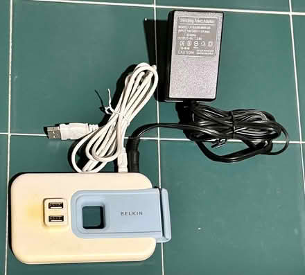 Photo of free BELKIN Hi-Speed USB 2.0 7-Port Hub (CB1 (Petersfield) Mill Road) #1