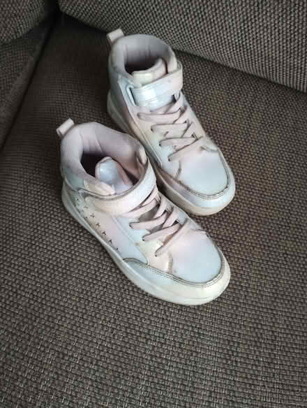 Photo of free Kids light up trainers (Brockley SE4) #2