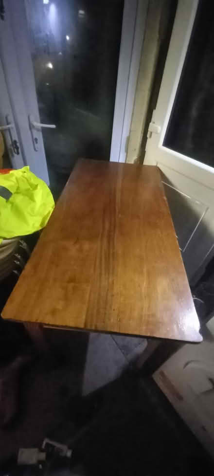 Photo of free Dinner table (Shepshed LE12) #1