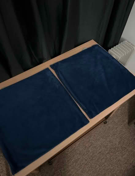 Photo of free 2 navy blue cushion covers (Brighton BN2 6) #1