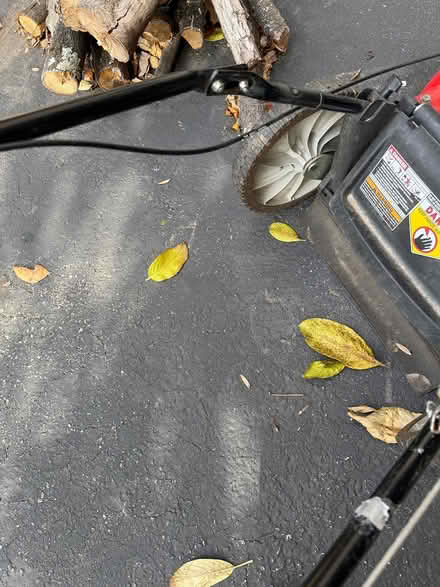 Photo of free Mulching lawn mower (King of Prussia) #4