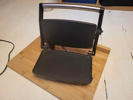 Photo of free Toasty maker (West Croydon CR0) #3