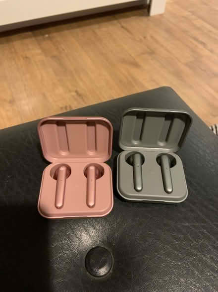 Photo of free Urbanista brand ear buds (B92 olton) #1