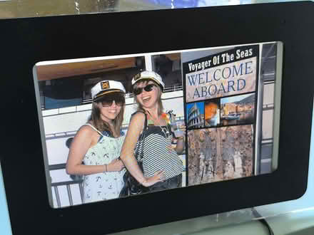 Photo of free Digital picture frame - 18cm diagonal image (The Camp AL1) #1