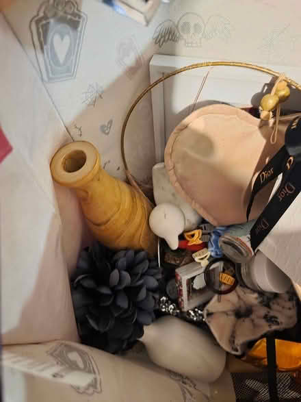 Photo of free Bag full of home/womens things (DE23) #3