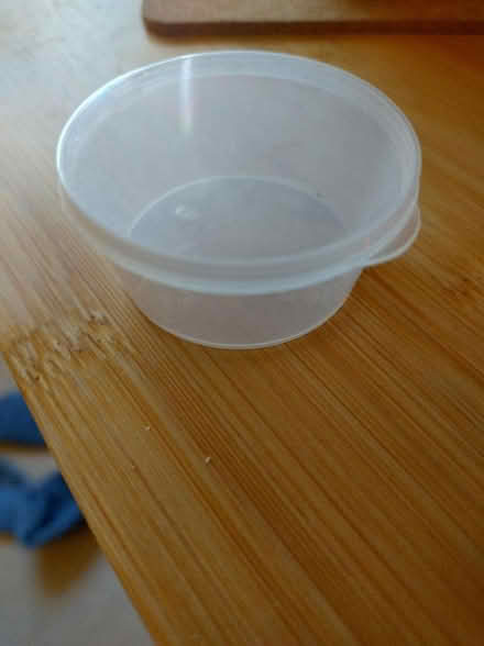 Photo of free 1oz sauce/dip containers (Chingford E4) #1