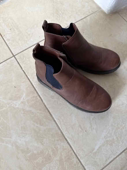 Photo of free F&f uk4 boots (SW8) #1