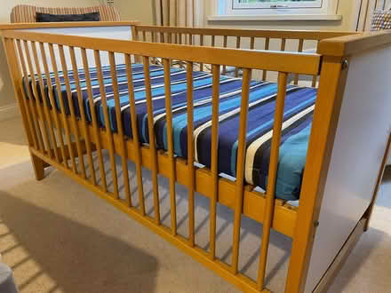 Photo of free Child's bed/cot (Helensburgh G84) #1