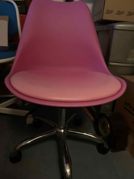 Photo of free Office type swirl chair (Childwall L18) #2