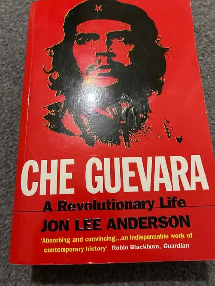 Photo of free Che Guevara book (ware SG12) #1