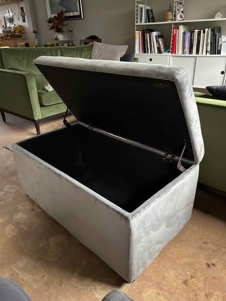 Photo of free Grey velvet storage ottoman (Central St Leonards TN38) #1