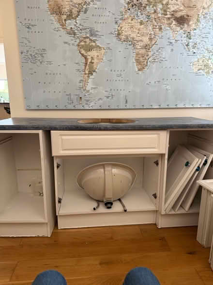 Photo of free Bathroom cabinet (Solihull Bentley Heath) #2