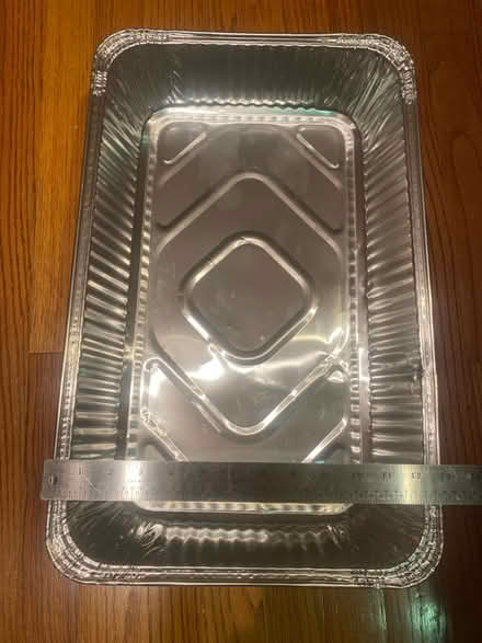 Photo of free Large Aluminum Food/Roasting Pan (Darien - near 75th x Cass Ave.) #2