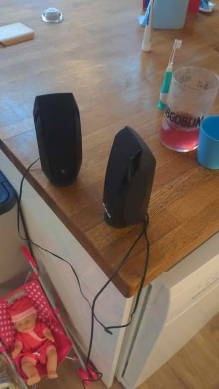 Photo of free Pc usb speakers (Priestwood, Bracknell RG42) #1
