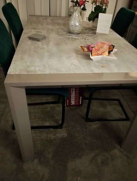Photo of free Extending Dining table (GU12) #1