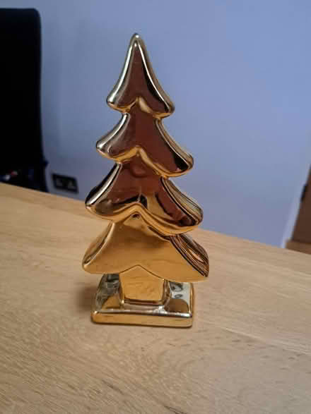Photo of free Ceramic Christmas Tree (Woodley RG5) #1