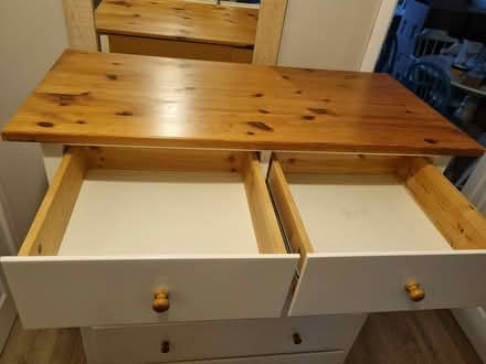Photo of free Chest of Drawers (Hurst Park, Molesey KT8) #4
