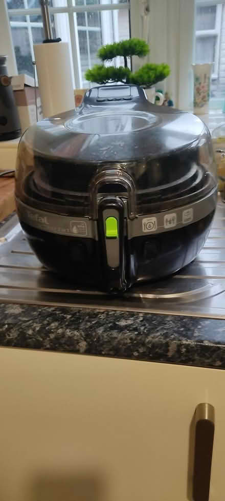 Photo of free Tefall actifry 2 in 1 (HR4 whitecross) #1