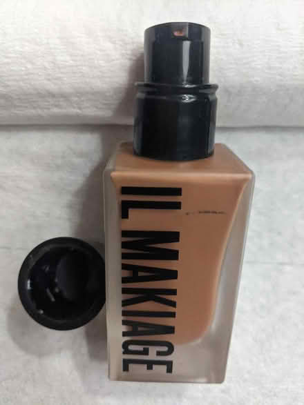 Photo of free Il Makiage Foundation #175 (East Village) #3