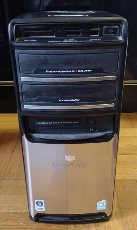 Photo of free Desktop computer (no picture) (Brooklyn 11218) #1