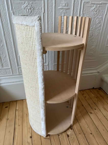 Photo of free Cat tower, bed & scratch post (Pollokshields, G41) #1