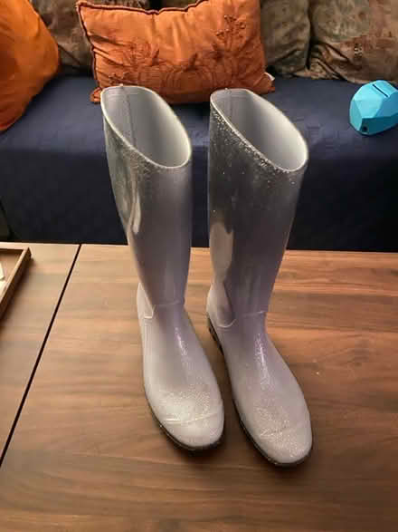 Photo of free Boots (Glenolden 19036) #1